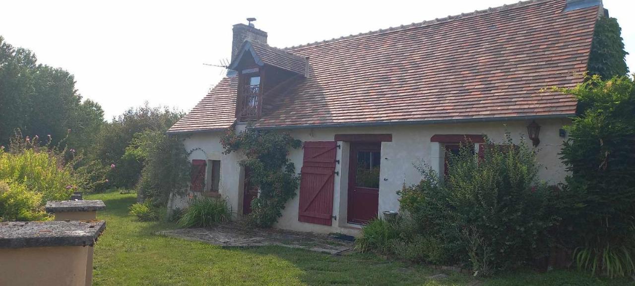 Gite Les Toisnieres Marigne-Laille Exteriör bild